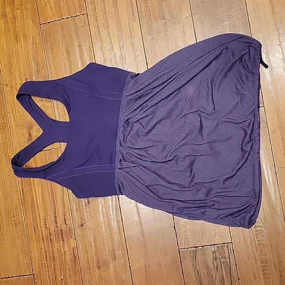 Lululemon Top - T-back - cinch at bottom - size 4 - Picture 1 of 5